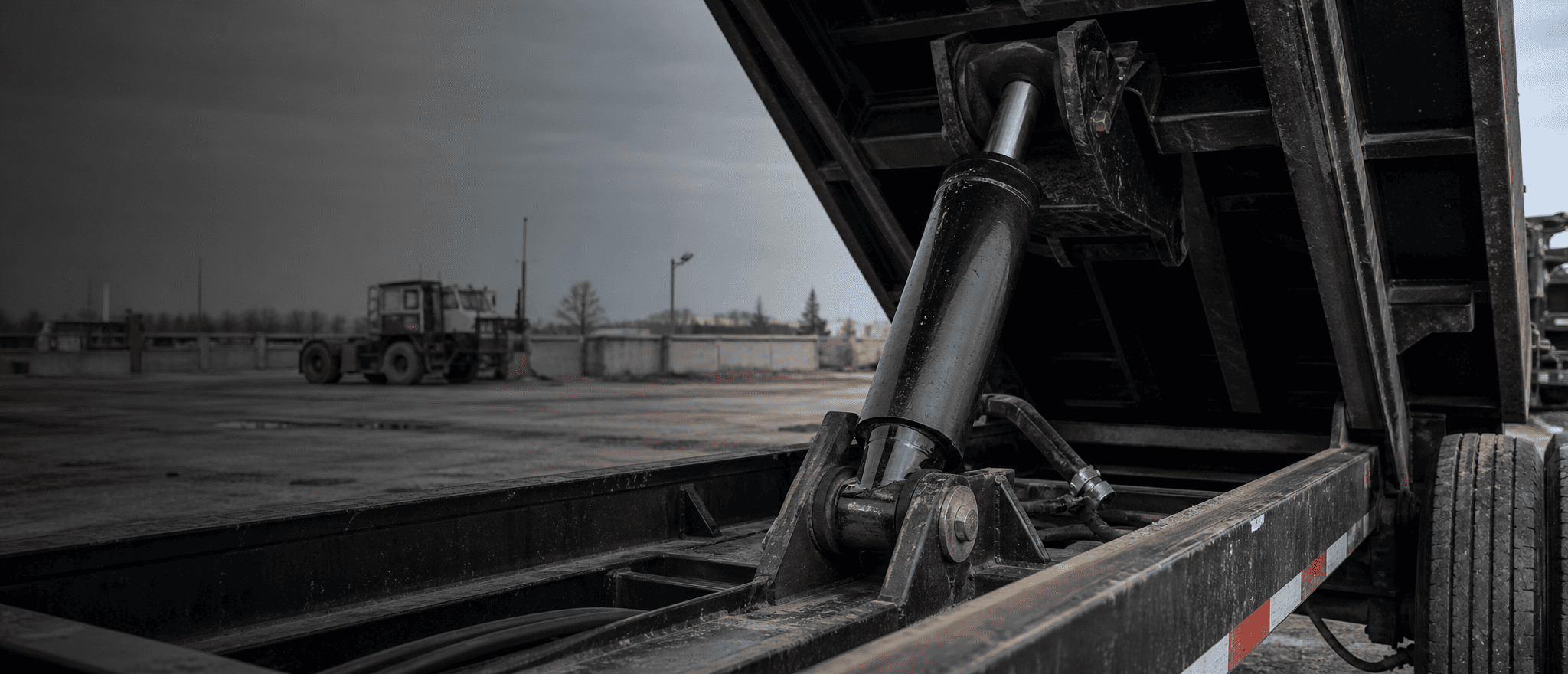 Usure des broches et des bagues de montage des vérins hydrauliques : guide d'inspection sur le terrain